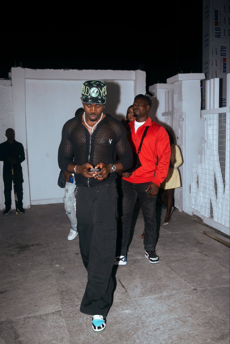 highFashion tweet media