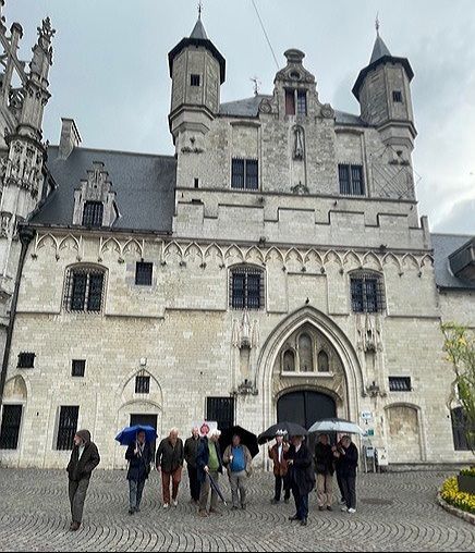 RotaryChannel's tweet photo. Great visit to our contact club in Mechelen 🇧🇪
Insightful discussions, warm hospitality &amp; a fantastic evening at Salons Van Dijck.

Celebrating 25 years of Rotary friendship 🌍
#Rotary #InternationalFriendship #channelrotary https://t.co/CwA4JWZI1S