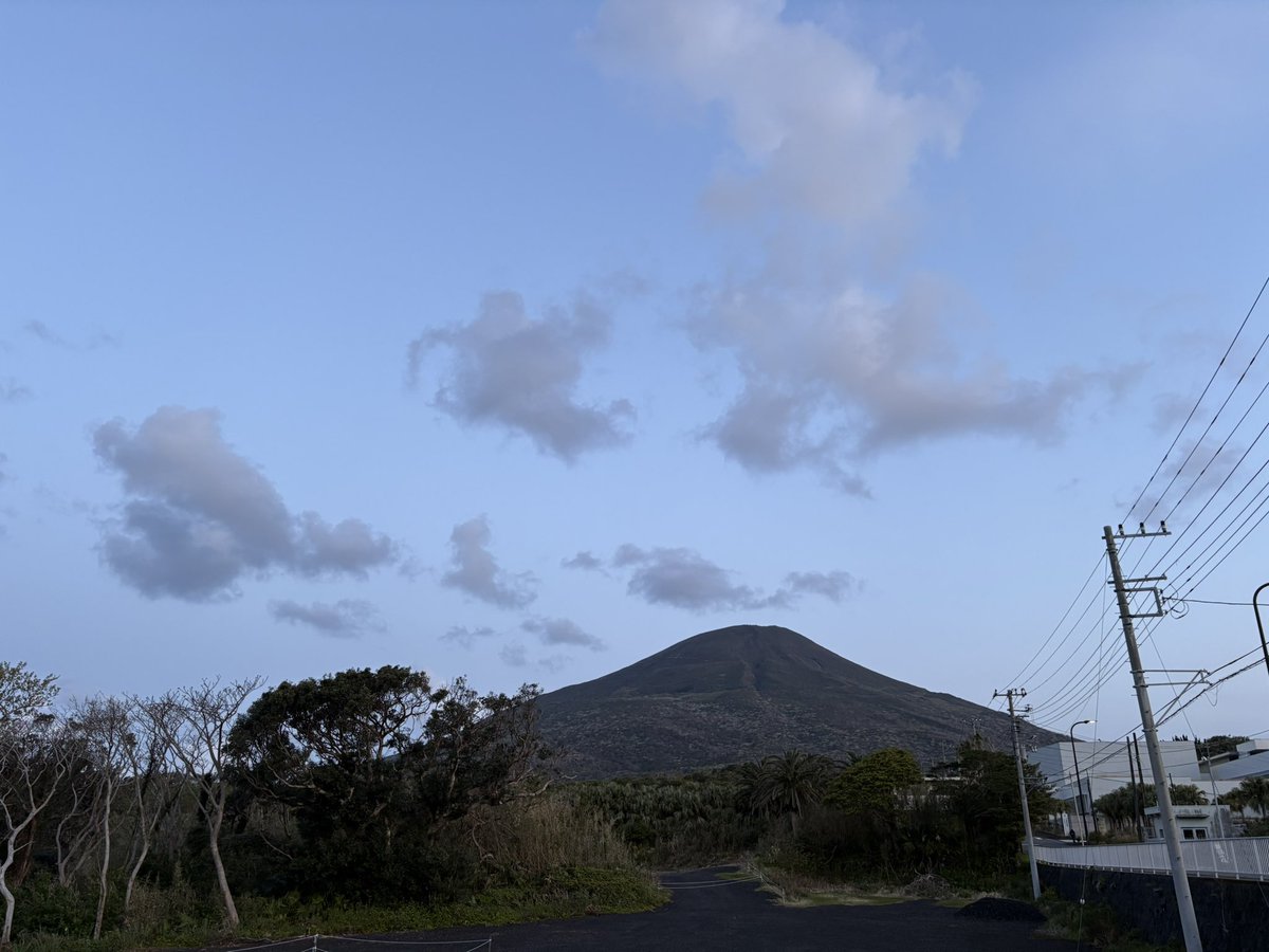 とうきょうMH160/JH1AJA 八丈富士から飛ばしたい(๑˃̵ᴗ˂̵) tweet media