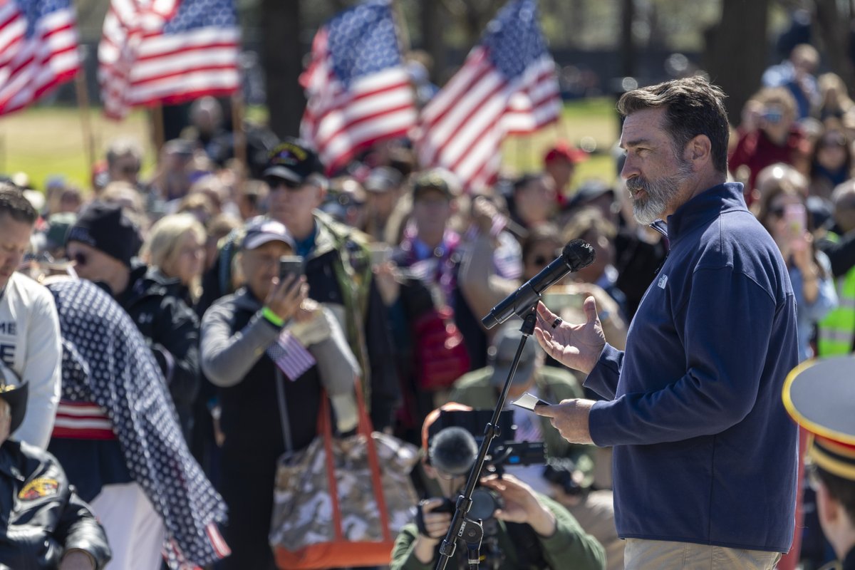 Stars and Stripes tweet media