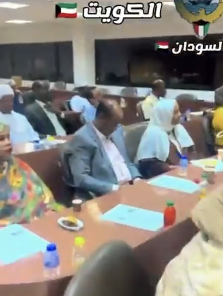 هولمٓز tweet media