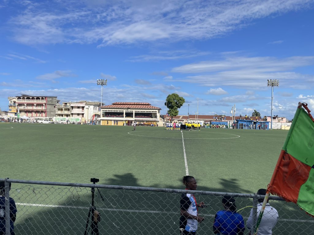 Ketlain Difficile tweet media