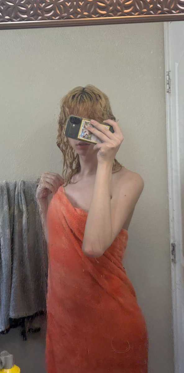 hazel spindareal🐾 tweet media