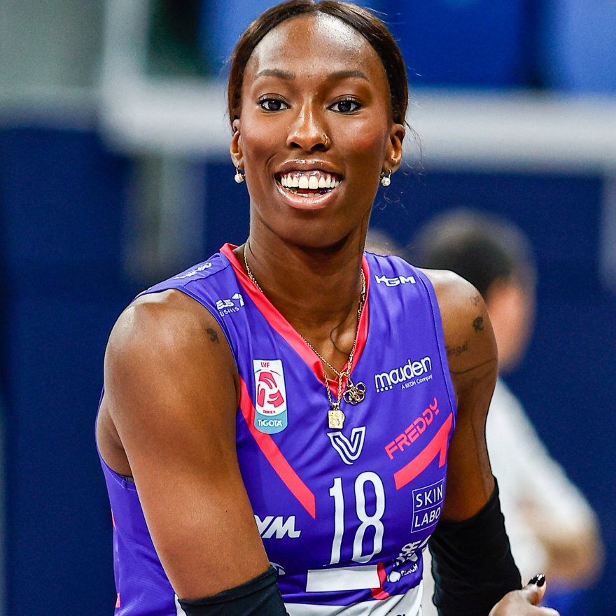 R&V(olleyball) tweet media