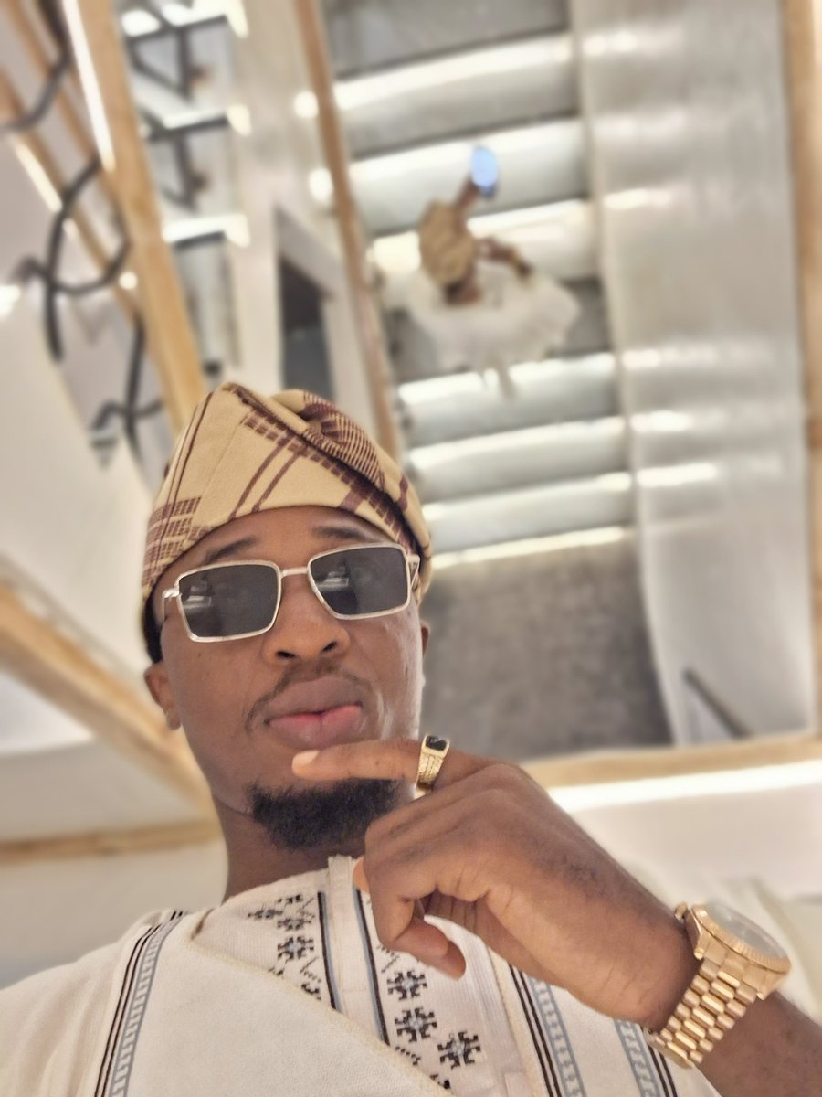 Benjamin tweet media