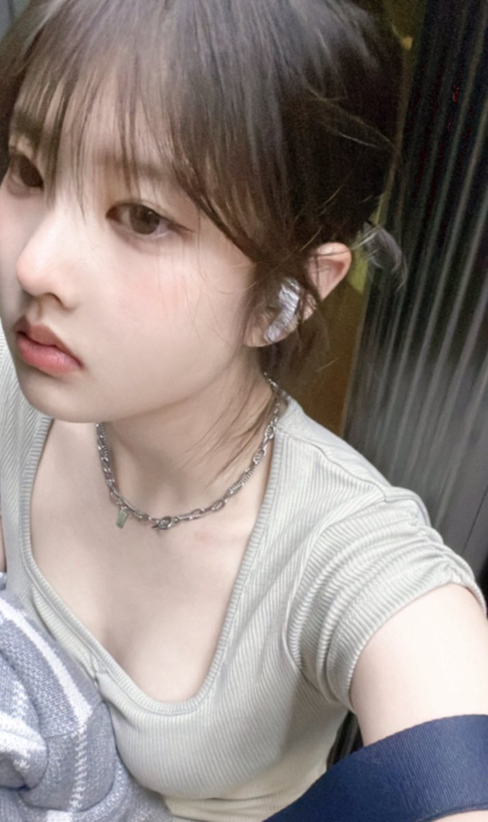 요맘때딸기 tweet media