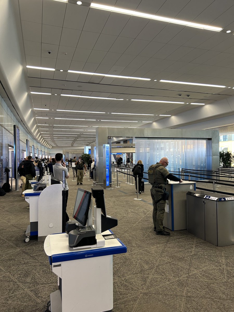 U.S. Immigration and Customs Enforcement tweet media