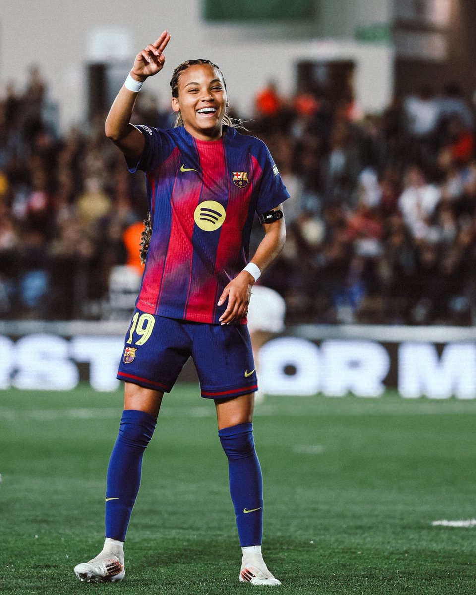 Instant Foot ⚽️ tweet media