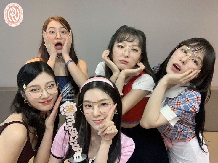 𝙰xé𝑙le'𝑠 🌻𓈒࿓ 𝚀uǝe͟nd𖹭m tweet media