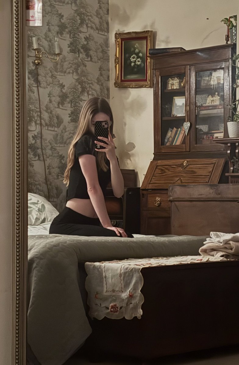urqueenkaci's tweet photo. Send every last penny to me 🥰

Findom humatm finsub loser joi sph goddess paypig https://t.co/QIPmJ6yBoF