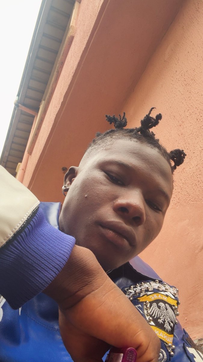 LEESMORF 🕊️ tweet media