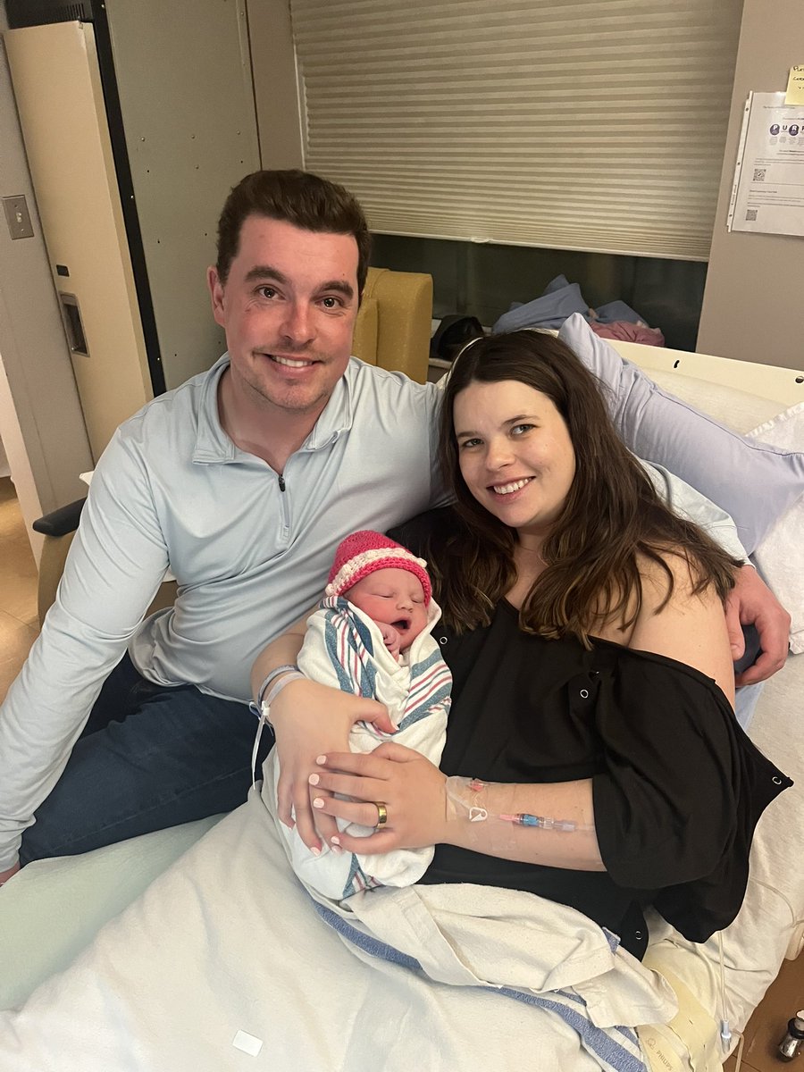 Ronnie Hennessey tweet media