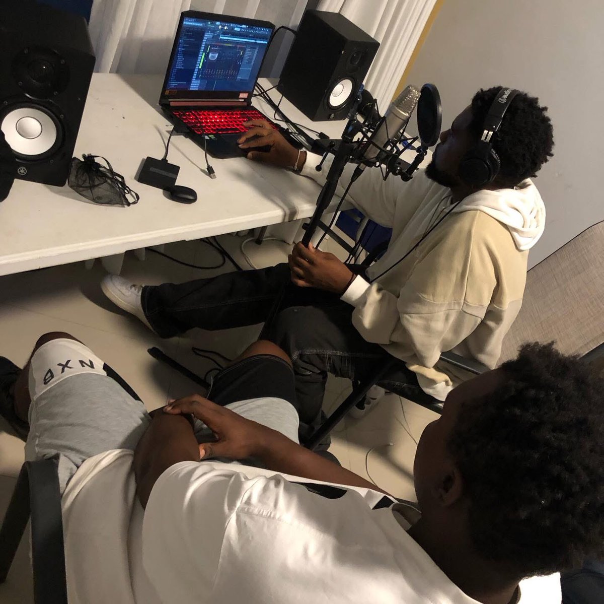 💿🔜