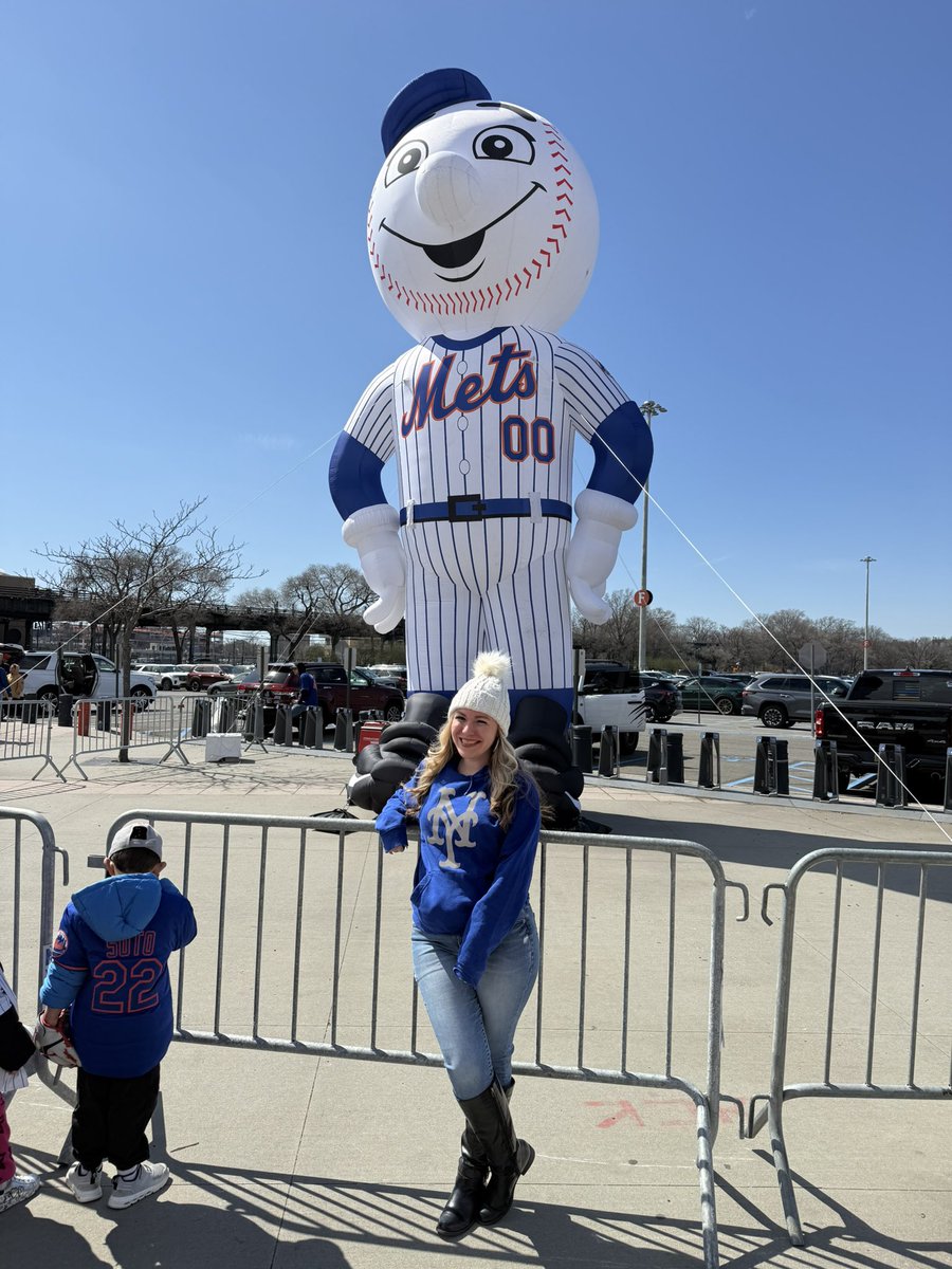 Stephanie Lynn tweet media