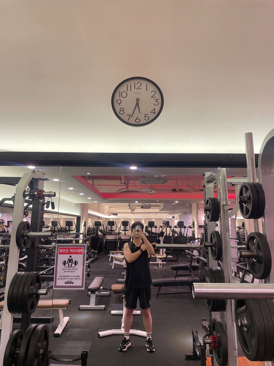 biojuho's tweet photo. [3월 30일 평일운동 💪 19일차]

“천 리 길도 발밑에서 시작된다.”
— 노자, 《도덕경》

이번 주 우리가 달성해야 할 목표가 멀게 느껴질 수도 있지만, 결국 가장 중요한 것은 오늘 하루 만들어내는 작은 진전입니다. 활기찬 월요일, 기분 좋은 첫걸음을 응원합니다! 😌✌️ https://t.co/wjlY2pRDzB