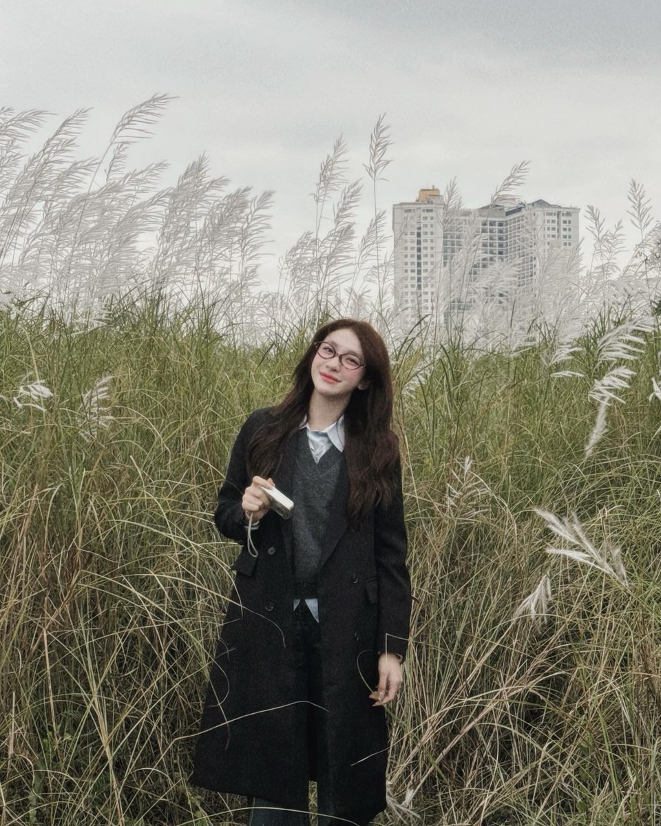 SUESEAGULL tweet media