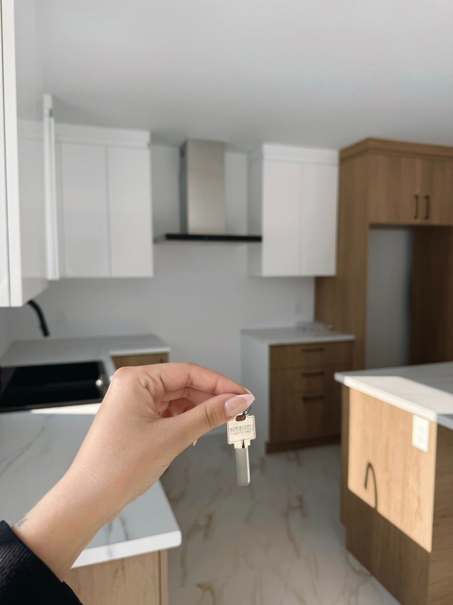 Princess Anaรฏs โก tweet media