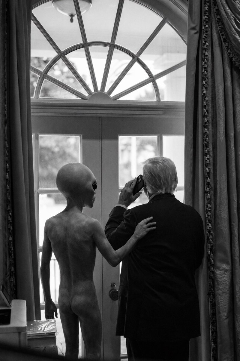 Make Aliens Great Again tweet media