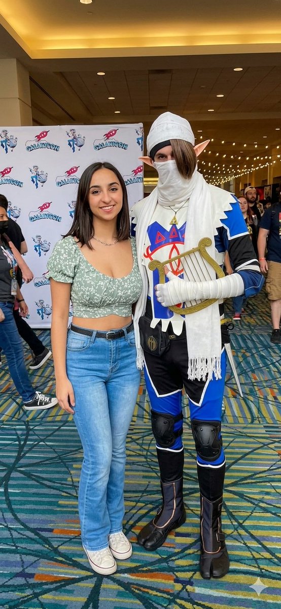 Myself cosplaying Sheik with the lovely <a href="/HaileyRoseFucks/">🌹Hailey Rose🌹</a> 💗