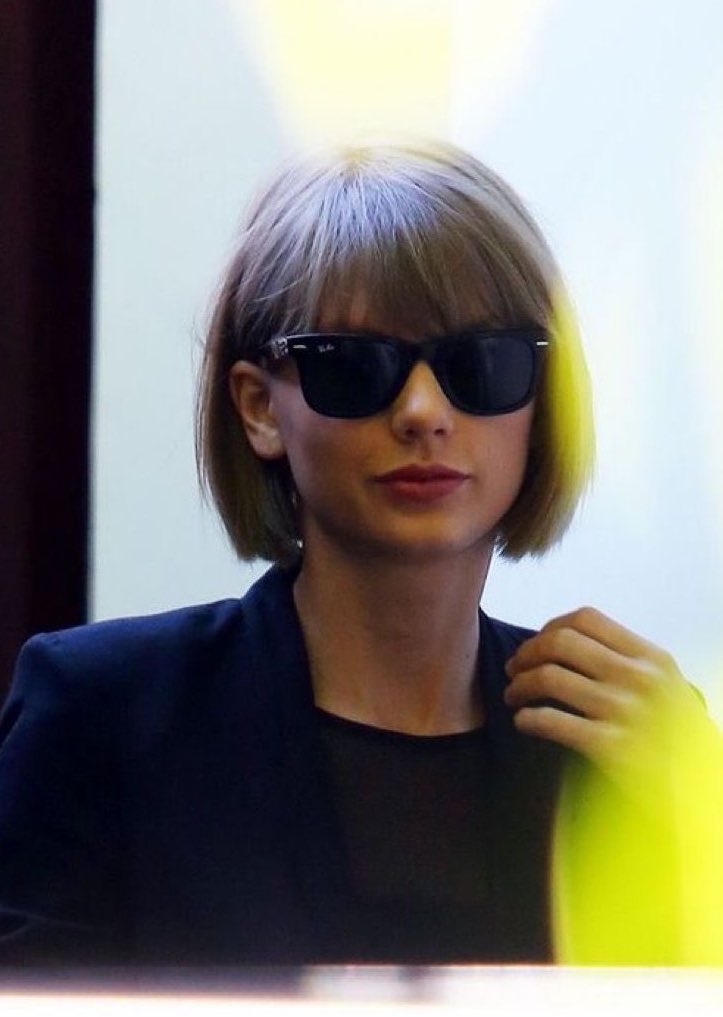 carolaska. tweet media