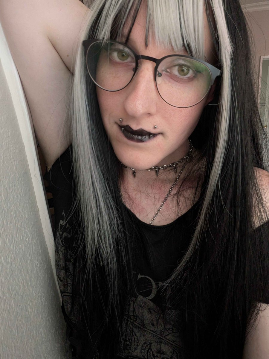 Robin Eyes 🪲🦗🦋🏳️‍⚧️ tweet media