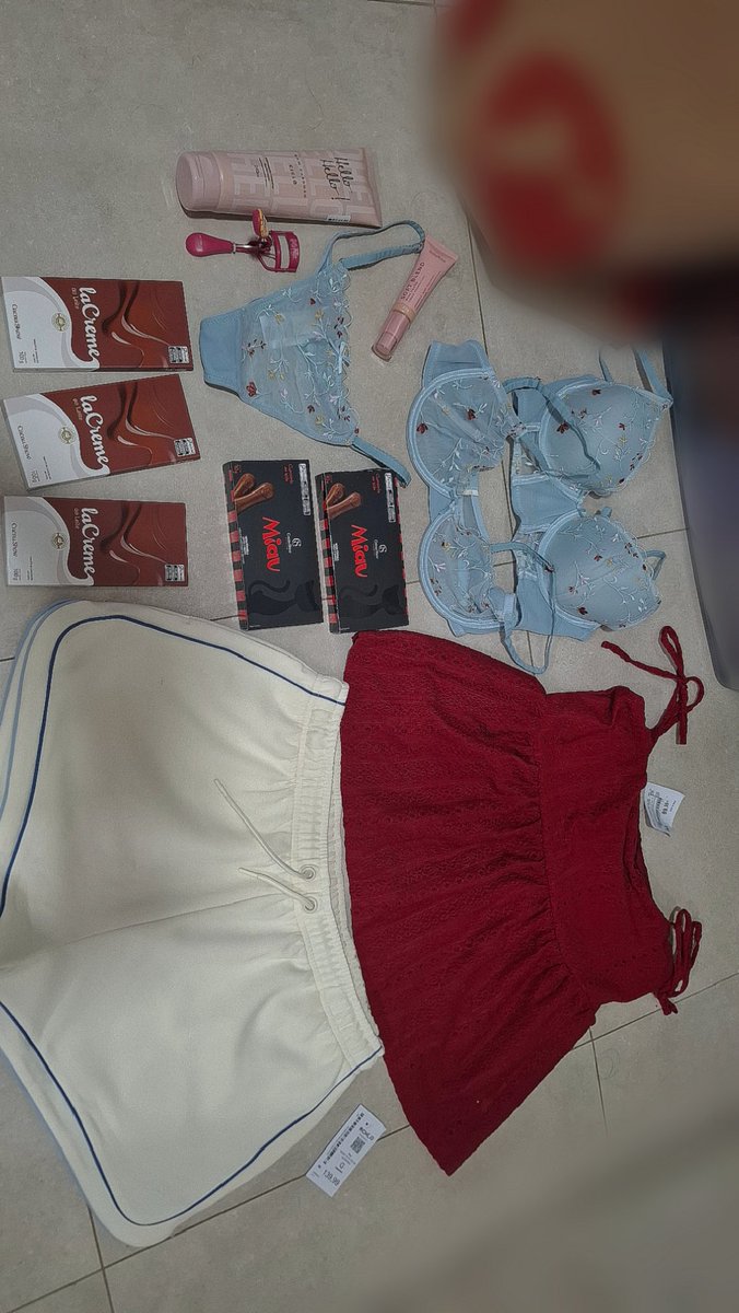 xoxosecretss 💋 tweet media