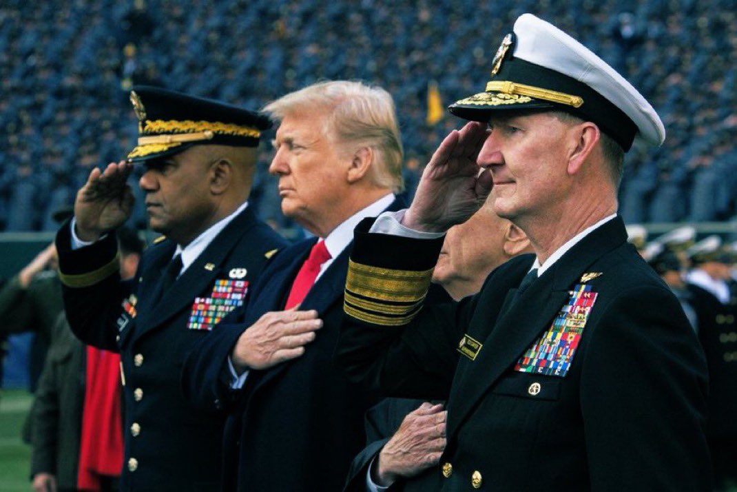 تغريدة مُثيرة للجدل تُنسب لترمب: "إذا سيطرنا على جزيرة خارك فقد يتطلب ذلك بقاء قواتنا هناك لبعض الوقت"