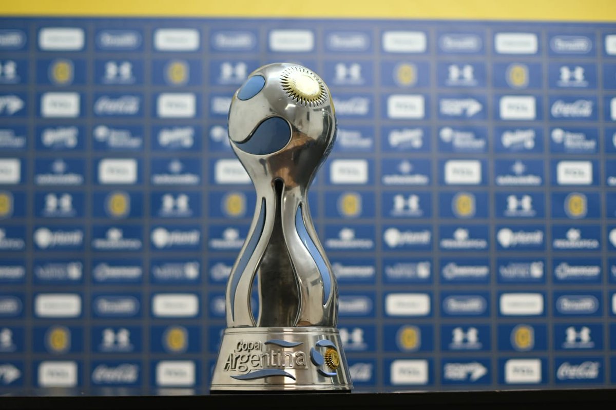 Nicolás tweet media