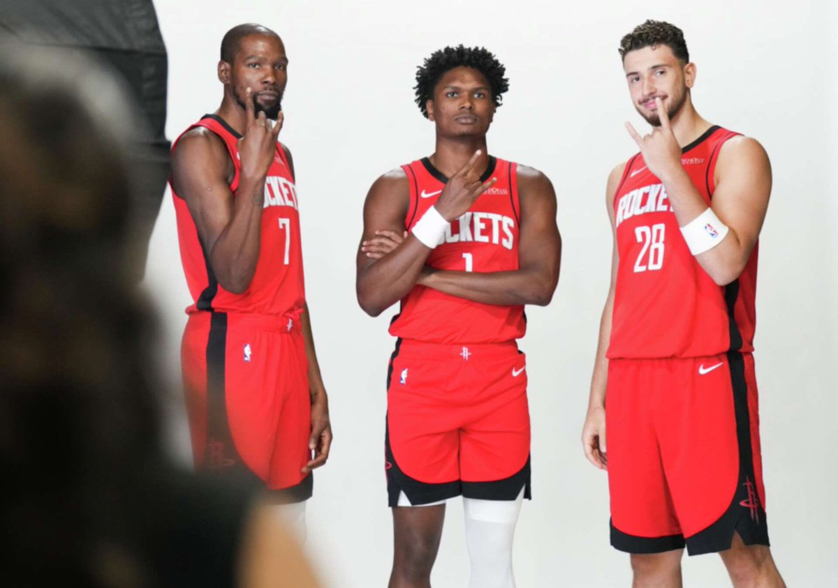 𝘚𝘵𝘶𝘯𝘯𝘢☆ tweet media