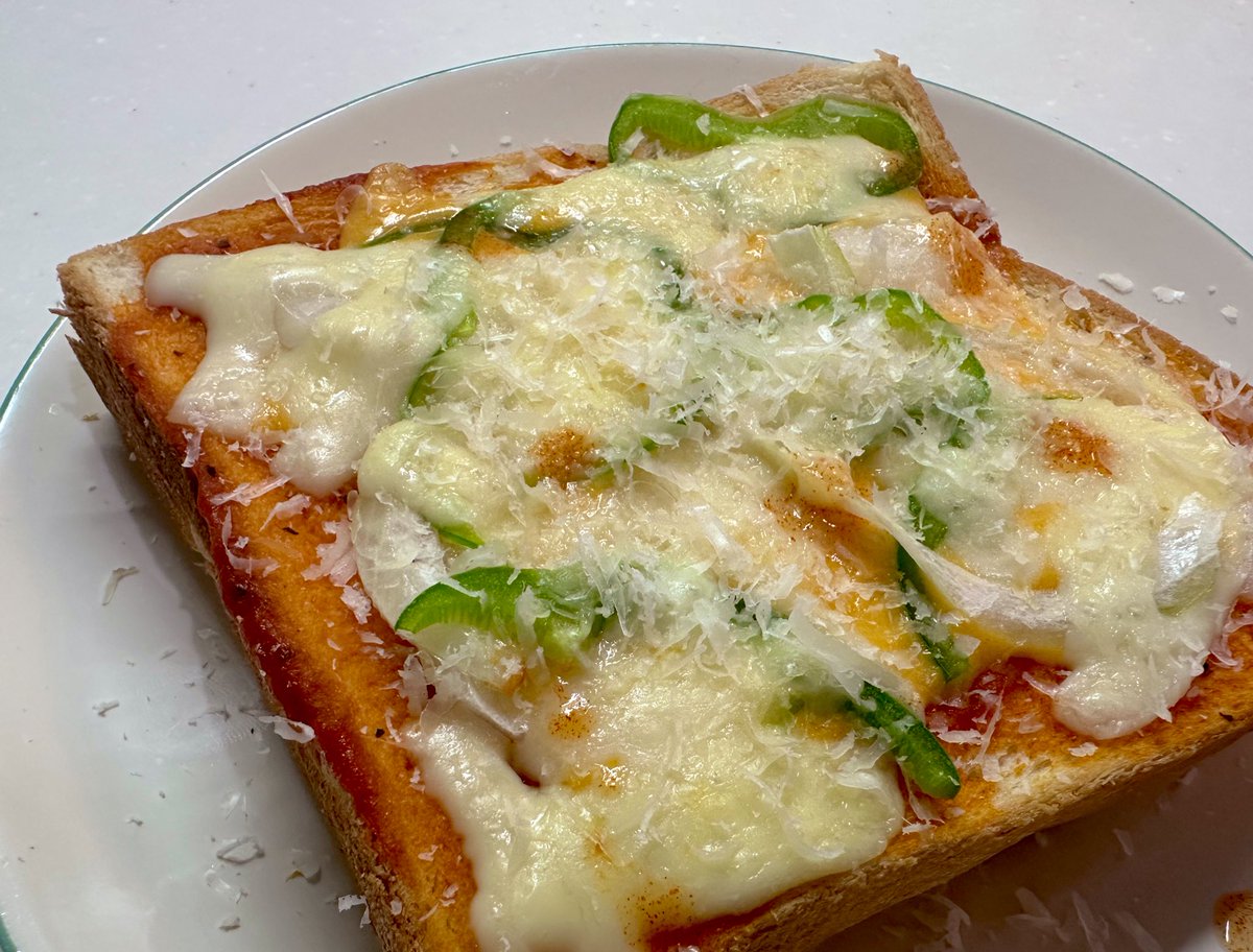 あくびぃ tweet media