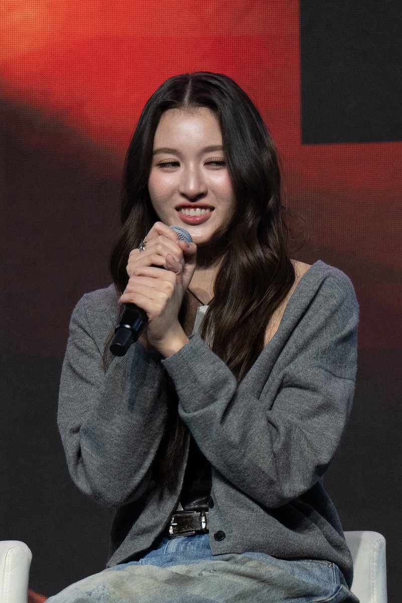 WhiteCloud☁ъ੭ tweet media