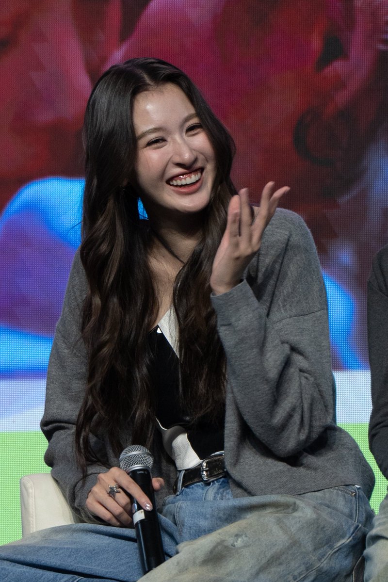 WhiteCloud☁ъ੭ tweet media