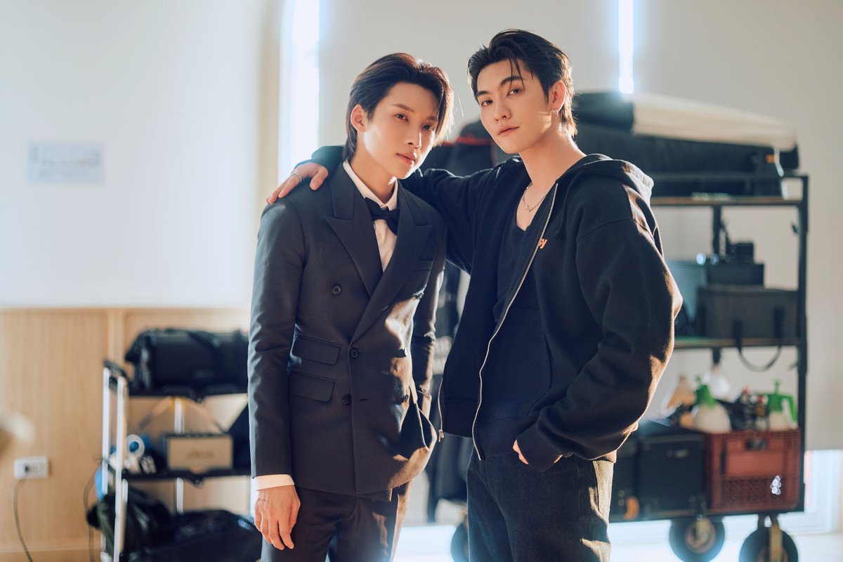 ไฟเขียว greenlight-ent. tweet media