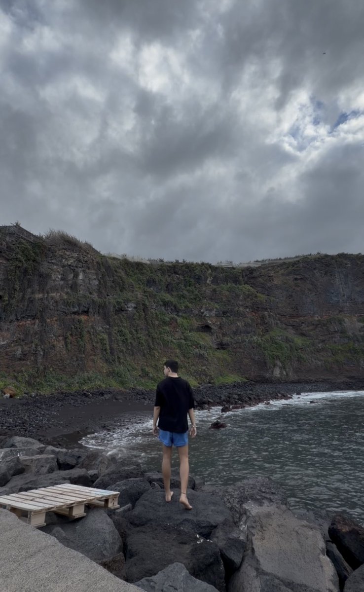 leo va a ver a shakira en septiembre tweet media