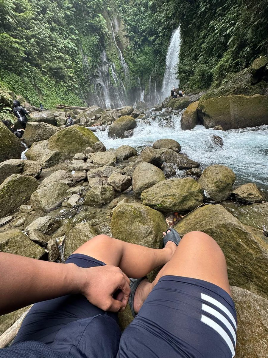 Asyraff7 tweet media