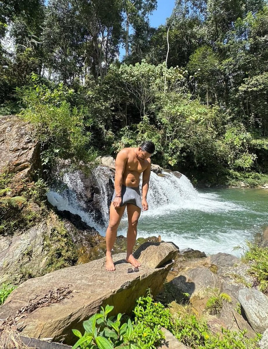 Asyraff7 tweet media