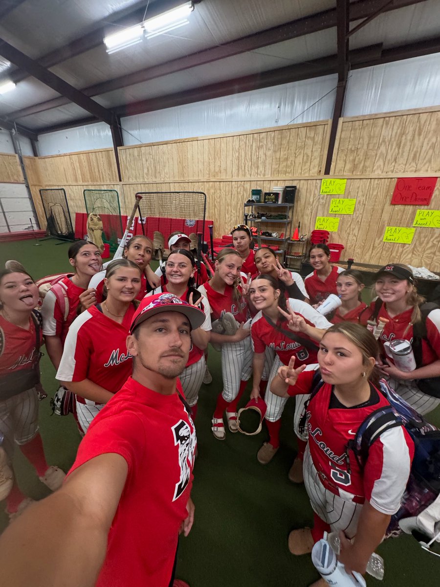 Throwback to the first pick with Team 1!!!

This group had an amazing week last week coming out ranked #6, going 7-1, and getting 3 more top 16 wins! Busy week ahead with more opportunities to get better. The formula for becoming the best is playing the best. Let’s get it!