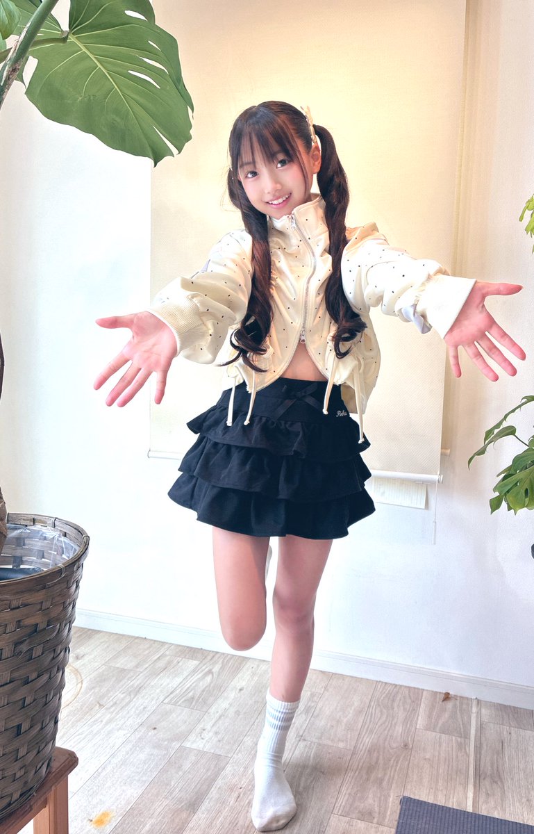 rea_model's tweet image. おっはよん💕
今日はりののバレエコンクールに行ってきます🩰

#小学生　#ツインテール
#js #ANAP #PINKHUNT