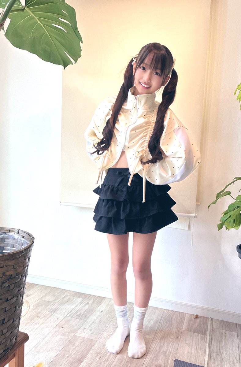 rea_model's tweet image. おっはよん💕
今日はりののバレエコンクールに行ってきます🩰

#小学生　#ツインテール
#js #ANAP #PINKHUNT