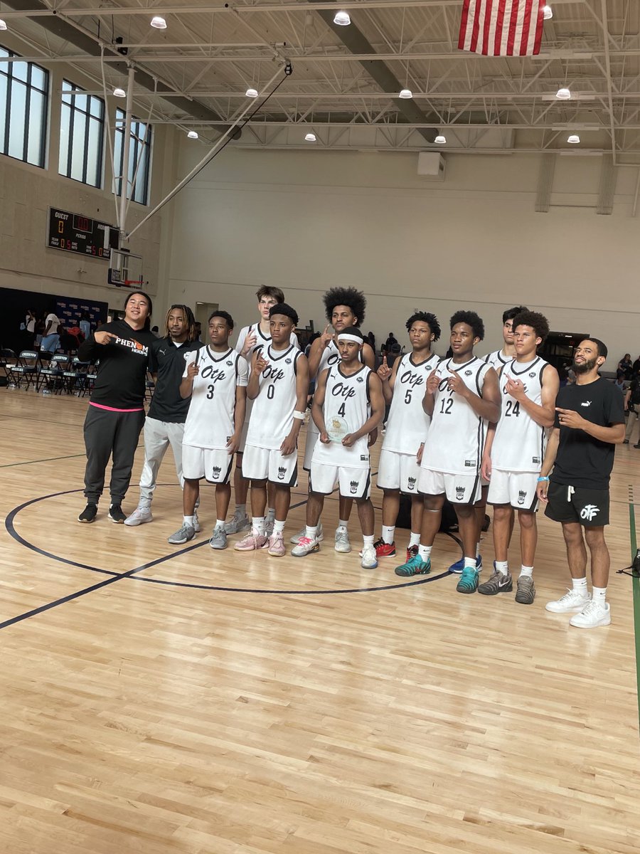 stephenstevens_'s tweet photo. Phenomenal way to start the season with a championship 1st tournament back @colbylewis20 @OtpBasketball @UnderratedAthl_ @PRO16League https://t.co/a61v6ojYWP