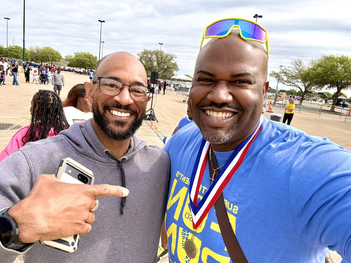 Derrick L. Crowder tweet media