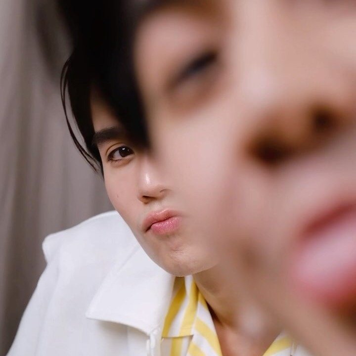 ceci tweet media