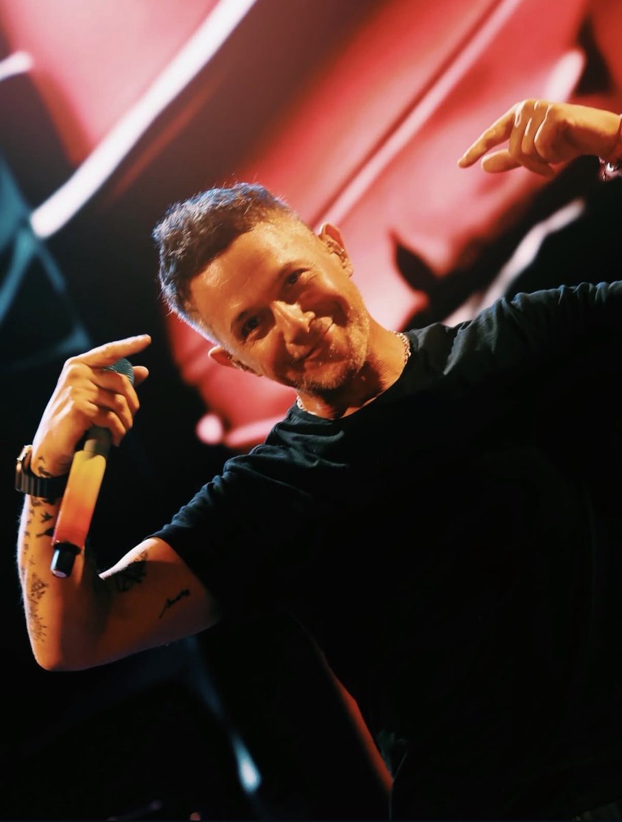 Dónde falta todo, siempre estás tú. Mi casa <a href="/AlejandroSanz/">Alejandro Sanz</a> 🩹❤️