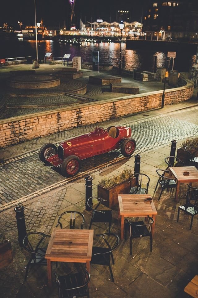 Classic Spy Chic tweet media