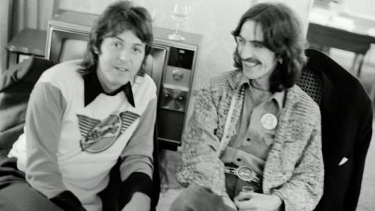 bri 🪔 tweet media