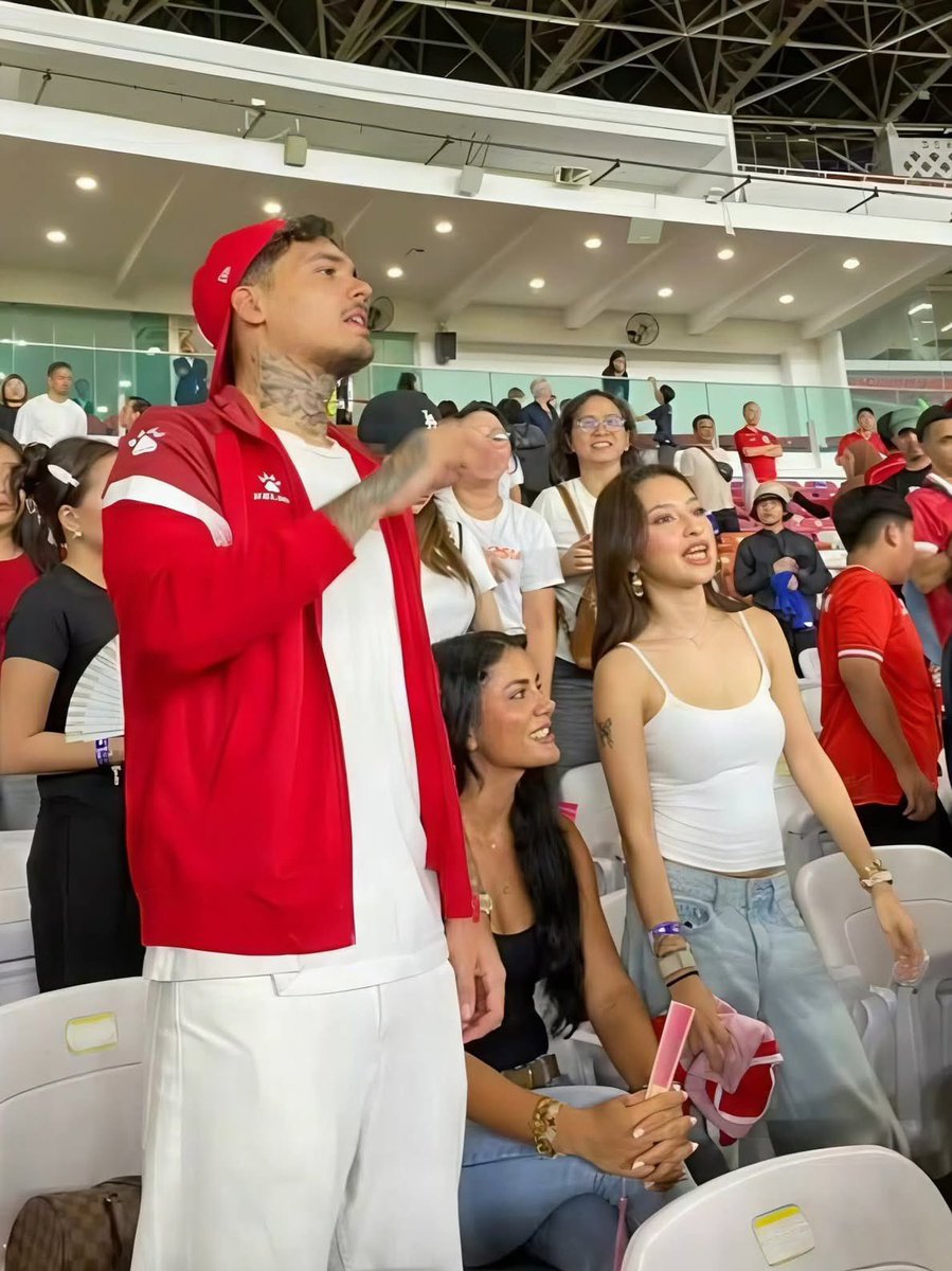 pemain.keduabelass tweet media