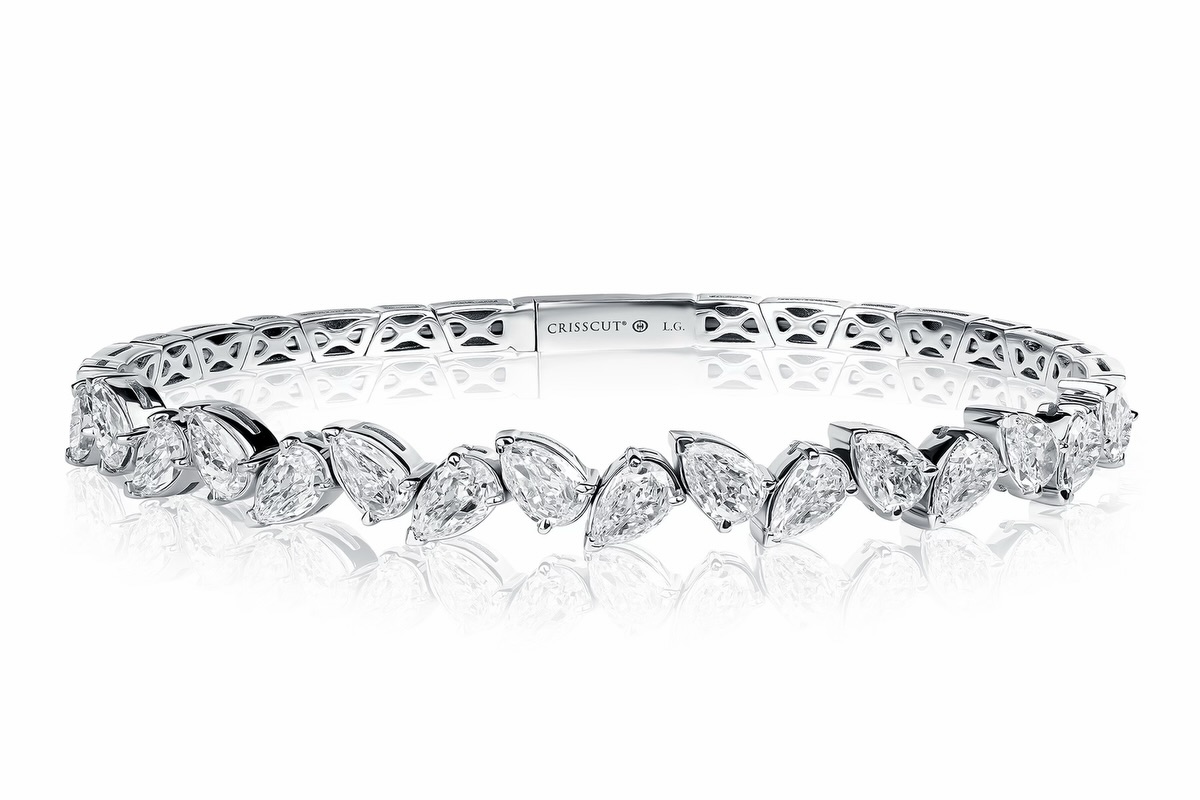 Sergiosjewelers's tweet image. Good nights deserve great diamonds. 

#ChristopherDesigns #SergiosJewelers #EllicottCity #ShopEllicottCity #FineJewelry