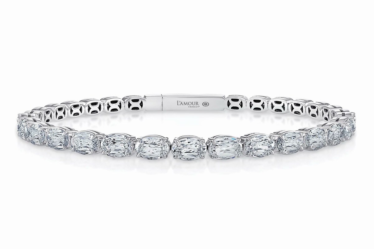 Sergiosjewelers's tweet image. Good nights deserve great diamonds. 

#ChristopherDesigns #SergiosJewelers #EllicottCity #ShopEllicottCity #FineJewelry