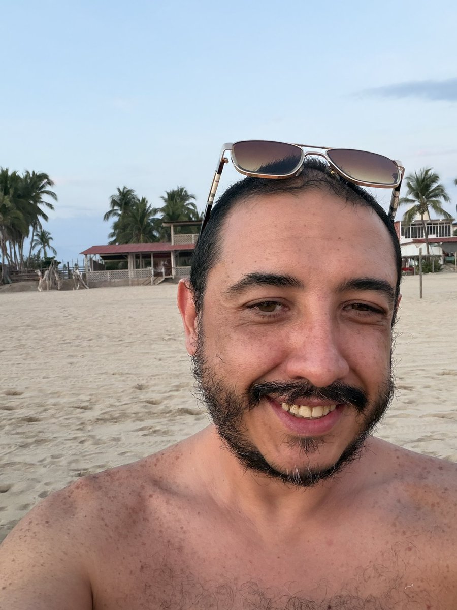 ilovelasperrasoficial tweet media