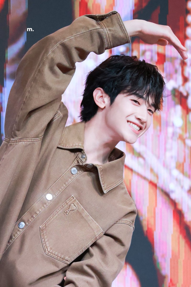 m. ꕀ 🐶 tweet media